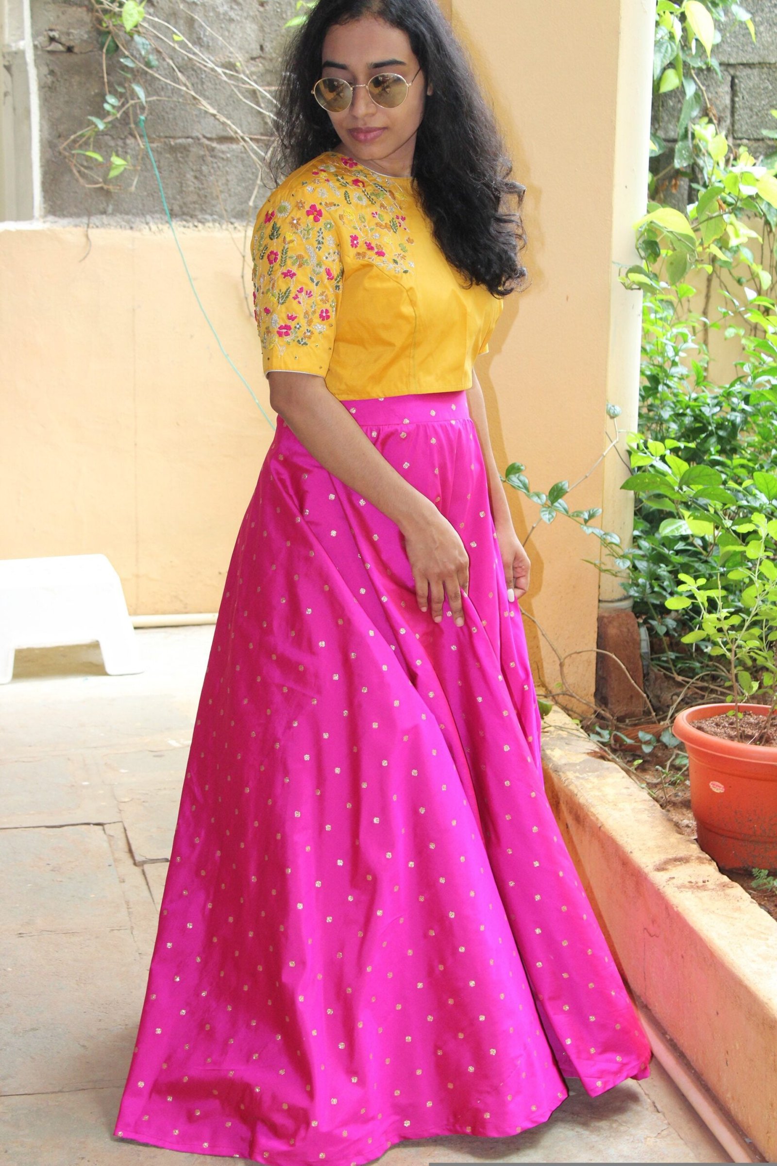 Women’s lehenga set / teens crop top lehenga / Indian crop top skirt USA / wedding lehenga USA /sequin lehenga top with silk skirt/voggish