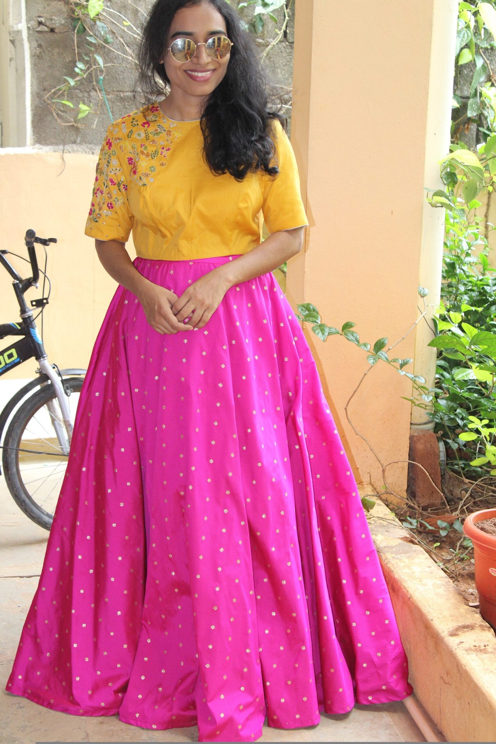 Women’s lehenga set / teens crop top lehenga / Indian crop top skirt USA / wedding lehenga USA /sequin lehenga top with silk skirt/voggish
