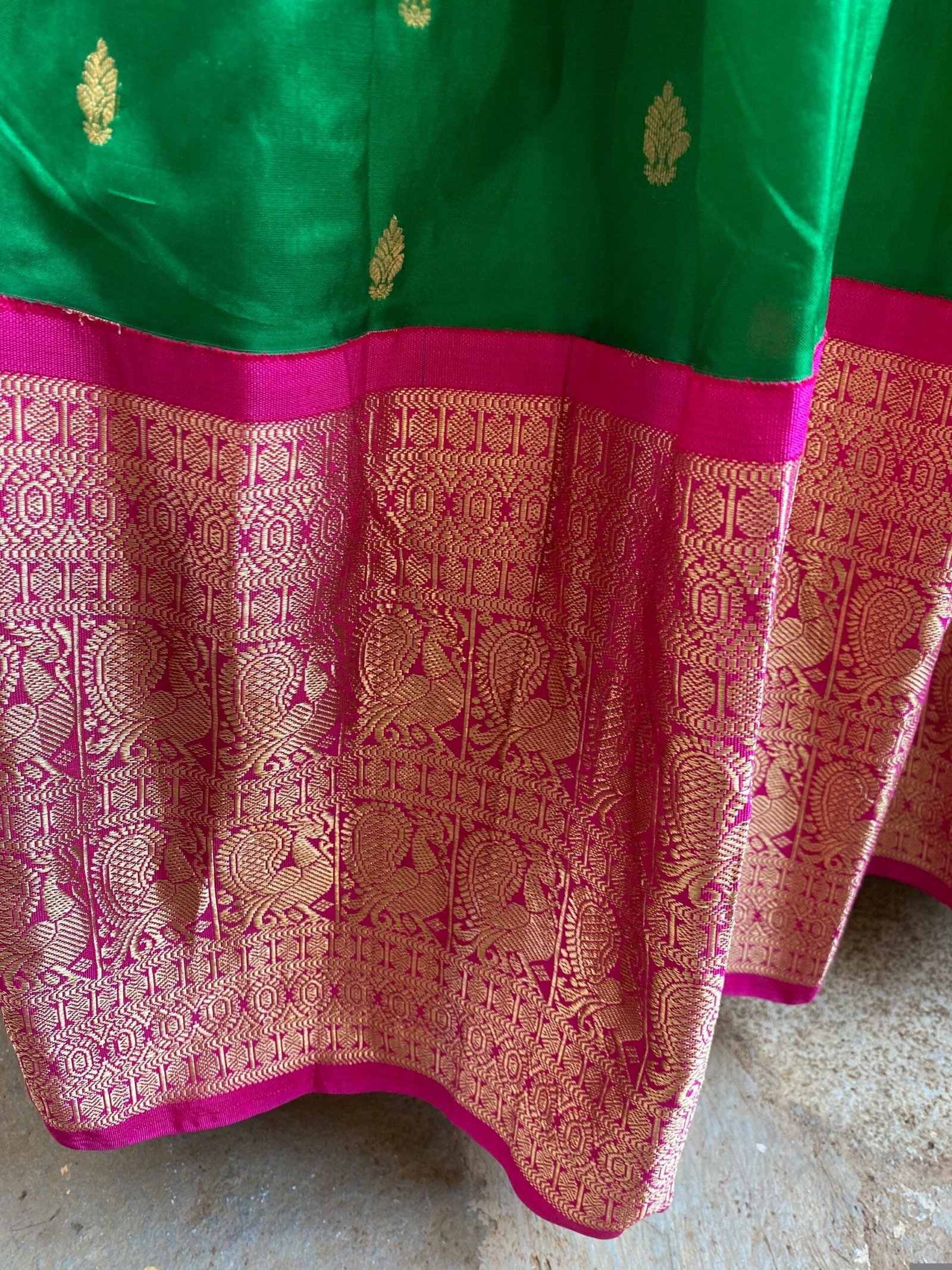 Wedding lehenga choli/ lehenga set with dupatta / teen lehenga/ bridal lehenga/ Indian half saree/banarasi lehenga/ lehenga USA / voggish