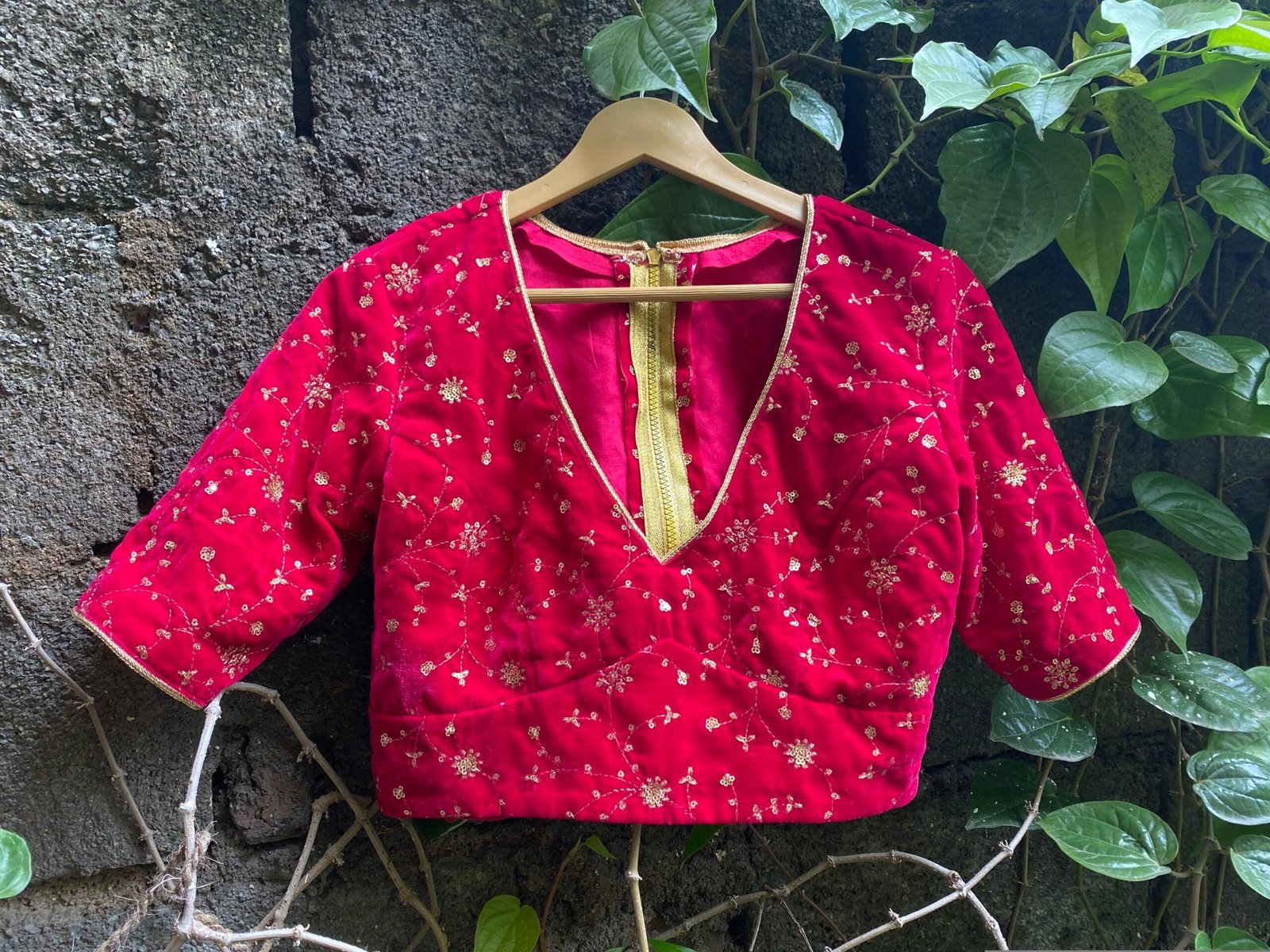 Pink velvet ready made saree blouse USA / hot pink crop top/ velvet stitched saree blouse / saree blouse USA / designer pink saree blouse