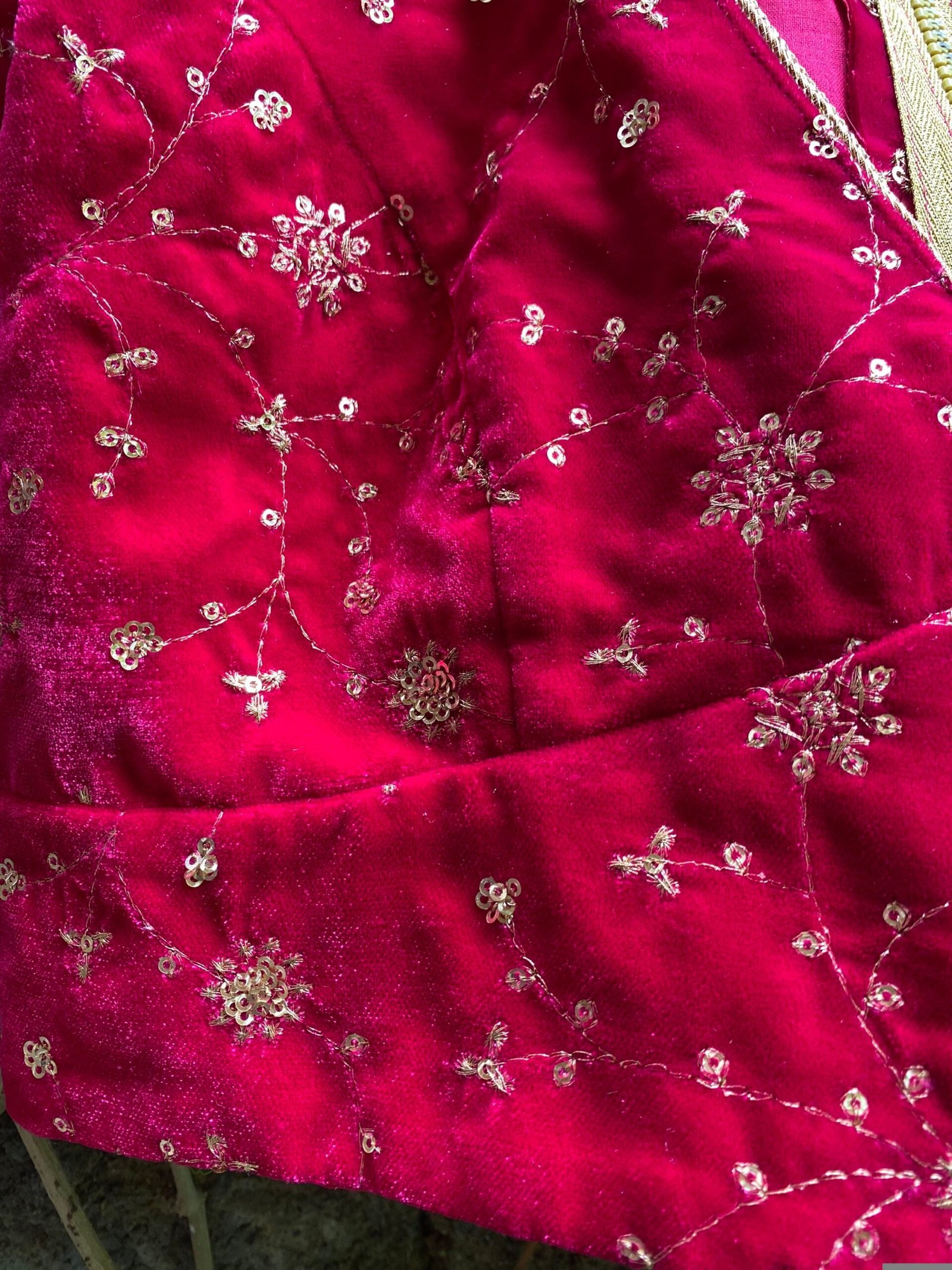 Pink velvet ready made saree blouse USA / hot pink crop top/ velvet stitched saree blouse / saree blouse USA / designer pink saree blouse