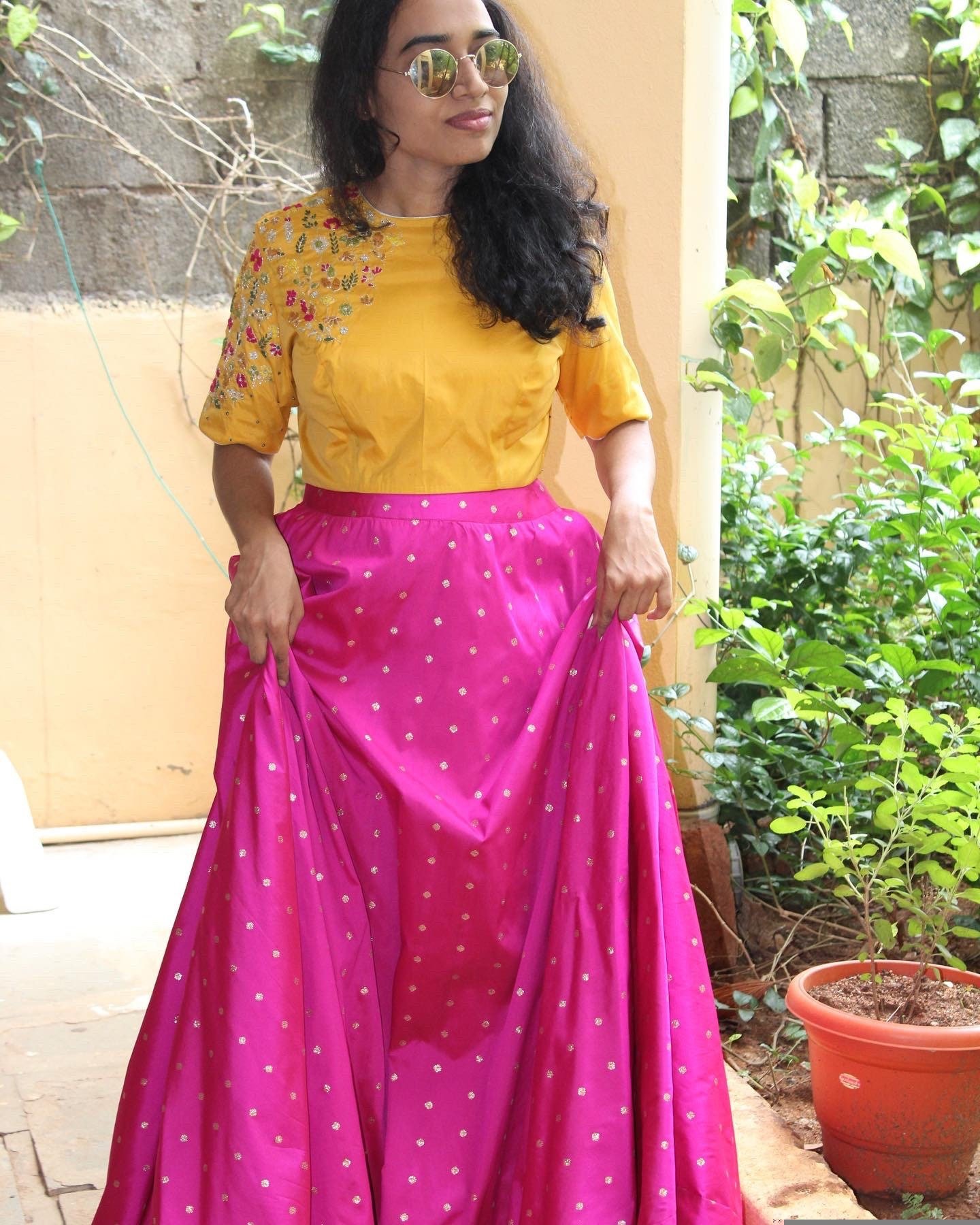 Women’s lehenga set / teens crop top lehenga / Indian crop top skirt USA / wedding lehenga USA /sequin lehenga top with silk skirt/voggish