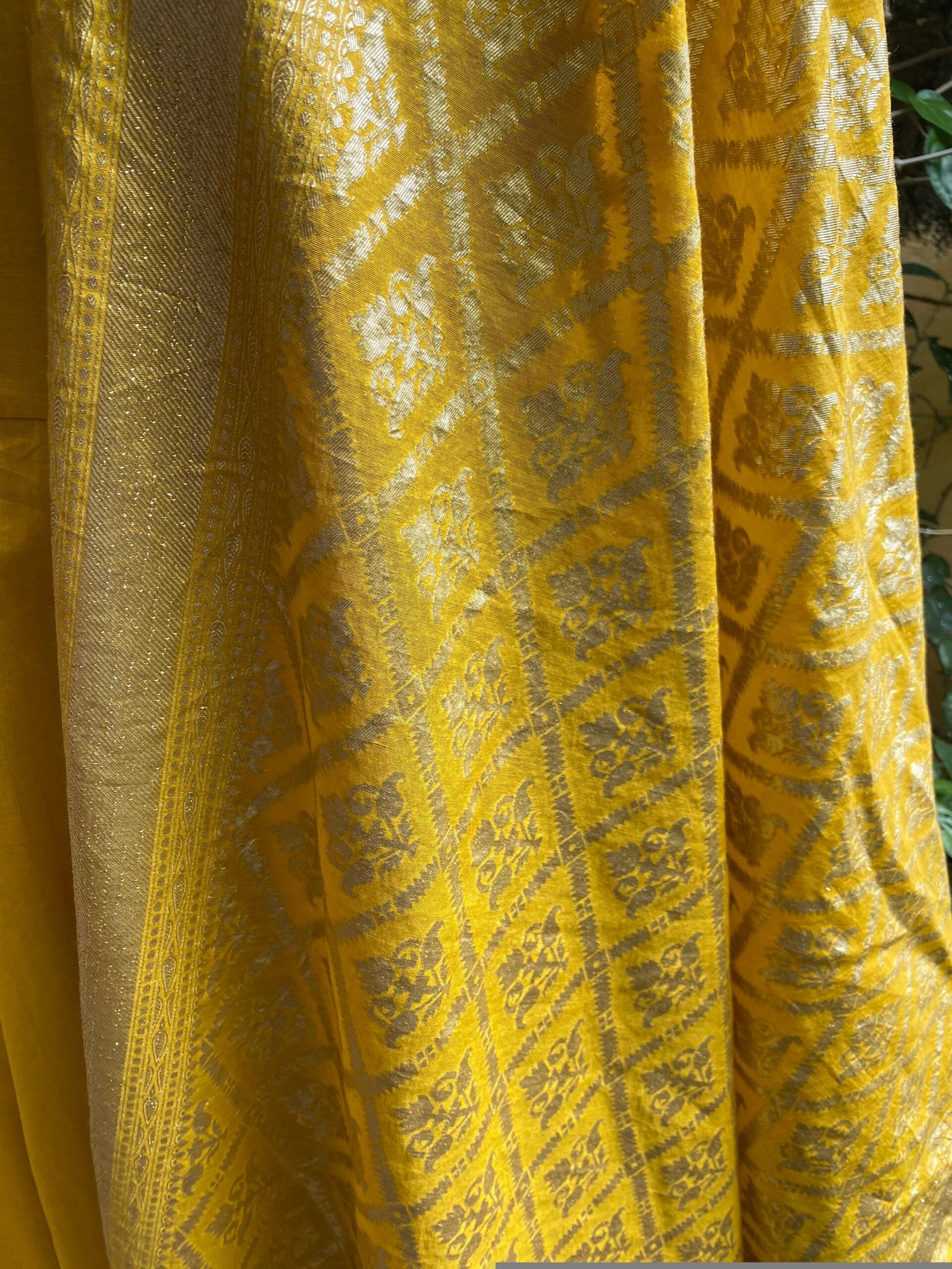 Anarkali with chanderi handloom dupatta / anarkali suit set / anarkali dupatta USA / yellow handloom dupatta / Indian dresses/ voggish USA