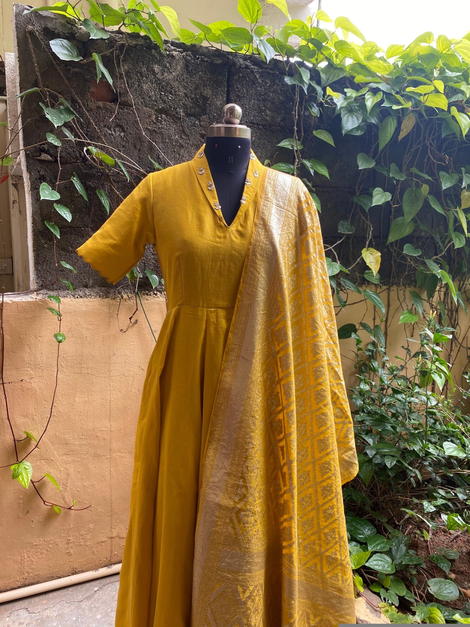 Anarkali with chanderi handloom dupatta / anarkali suit set / anarkali dupatta USA / yellow handloom dupatta / Indian dresses/ voggish USA