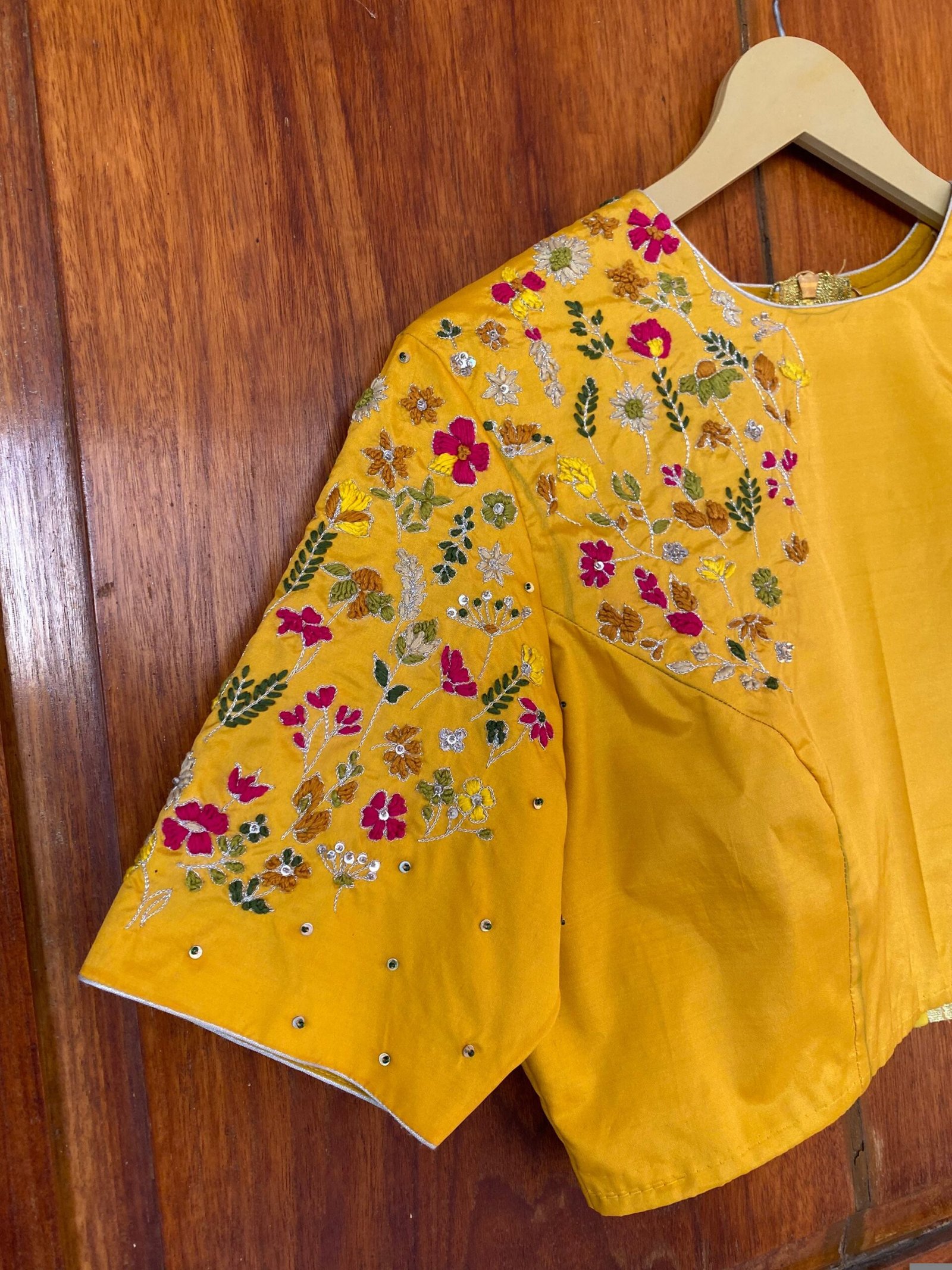pure silk hand embroidery blouse / saree maggam yellow blouse /yellow blouse/ hand embroidered blouse / ready made blouse zardosi/voggish