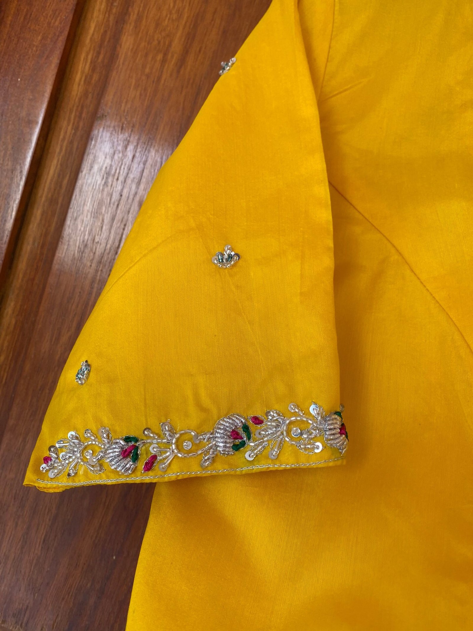 Yellow silk hand embroidery blouse / saree maggam yellow blouse /yellow blouse/ hand embroidered blouse / ready made blouse zardosi/voggish