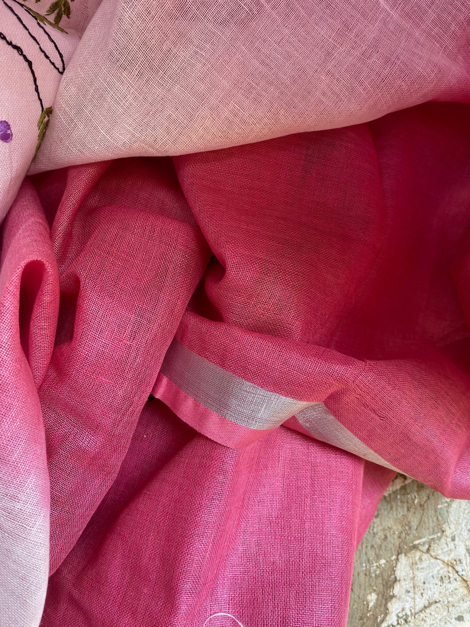 Pure linen saree with hand embroidered blouse / linen saree USA / saree with blouse set / soft saree / embroidered linen saree / sarees USA