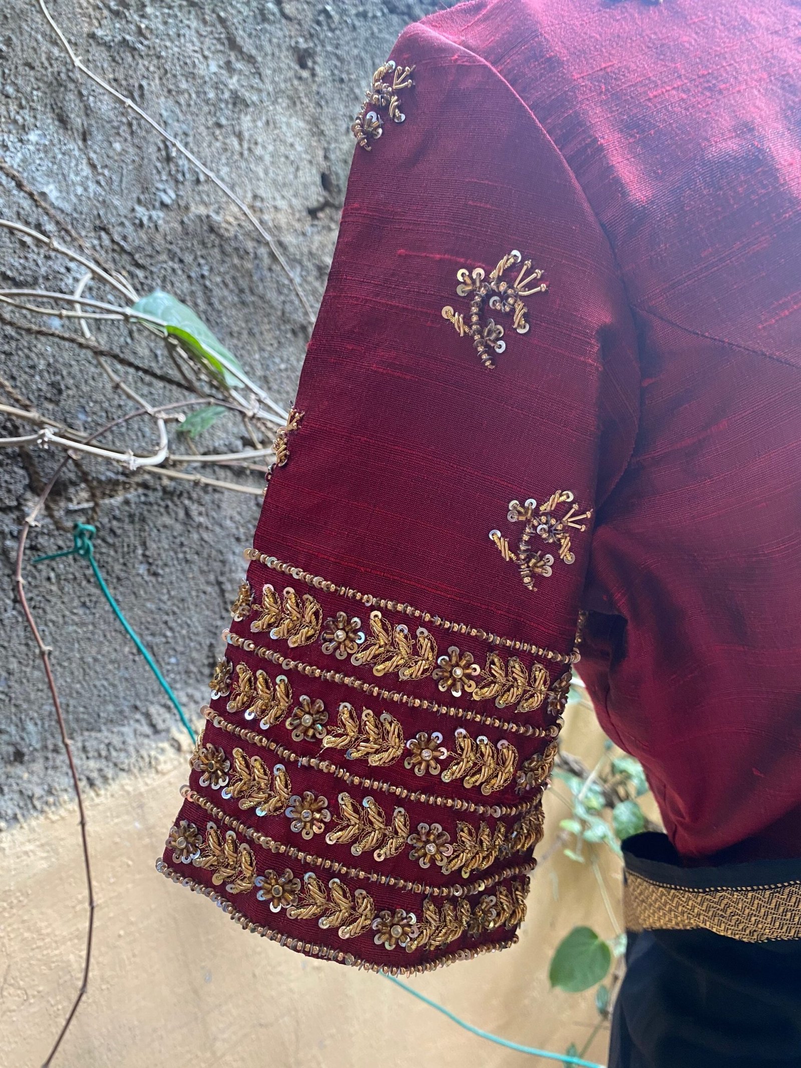 Pure handloom Maheshwari silk cotton saree/ sari with red hand embroidered blouse / handloom saree with designer blouse /black saree usa