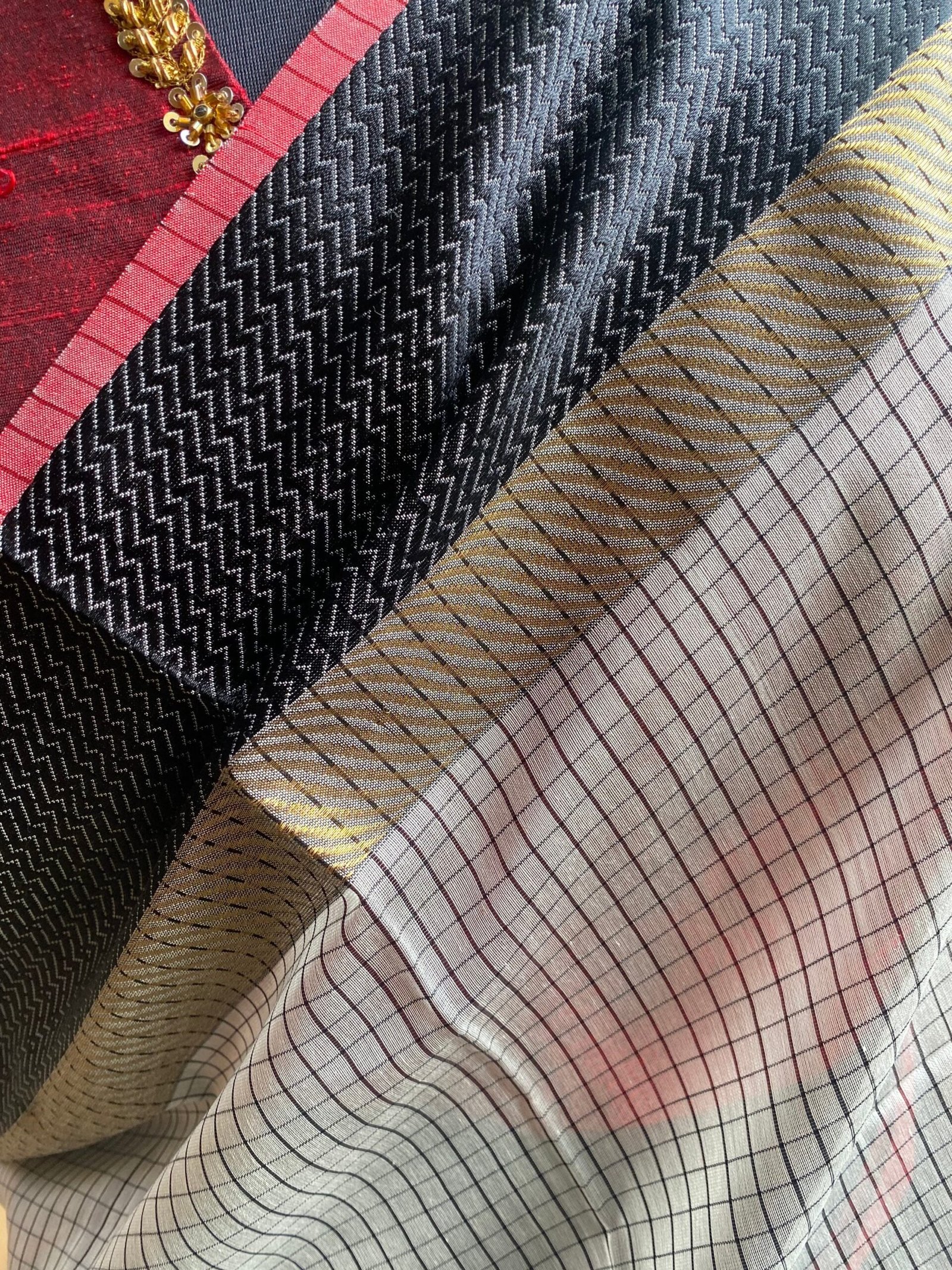 Pure handloom Maheshwari silk cotton saree/ sari with raw silk hand embroidered blouse / handloom saree with designer blouse /checks saree