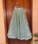 Women’s teens lehenga Set / mehendi crop top lehenga / Indian crop top skirt / wedding lehenga choli USA / lehenga skirt /voggish