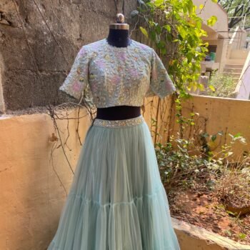 Women’s lehenga set / crop top lehenga / Indian crop top skirt / wedding lehenga /tulle silk skirt/voggish