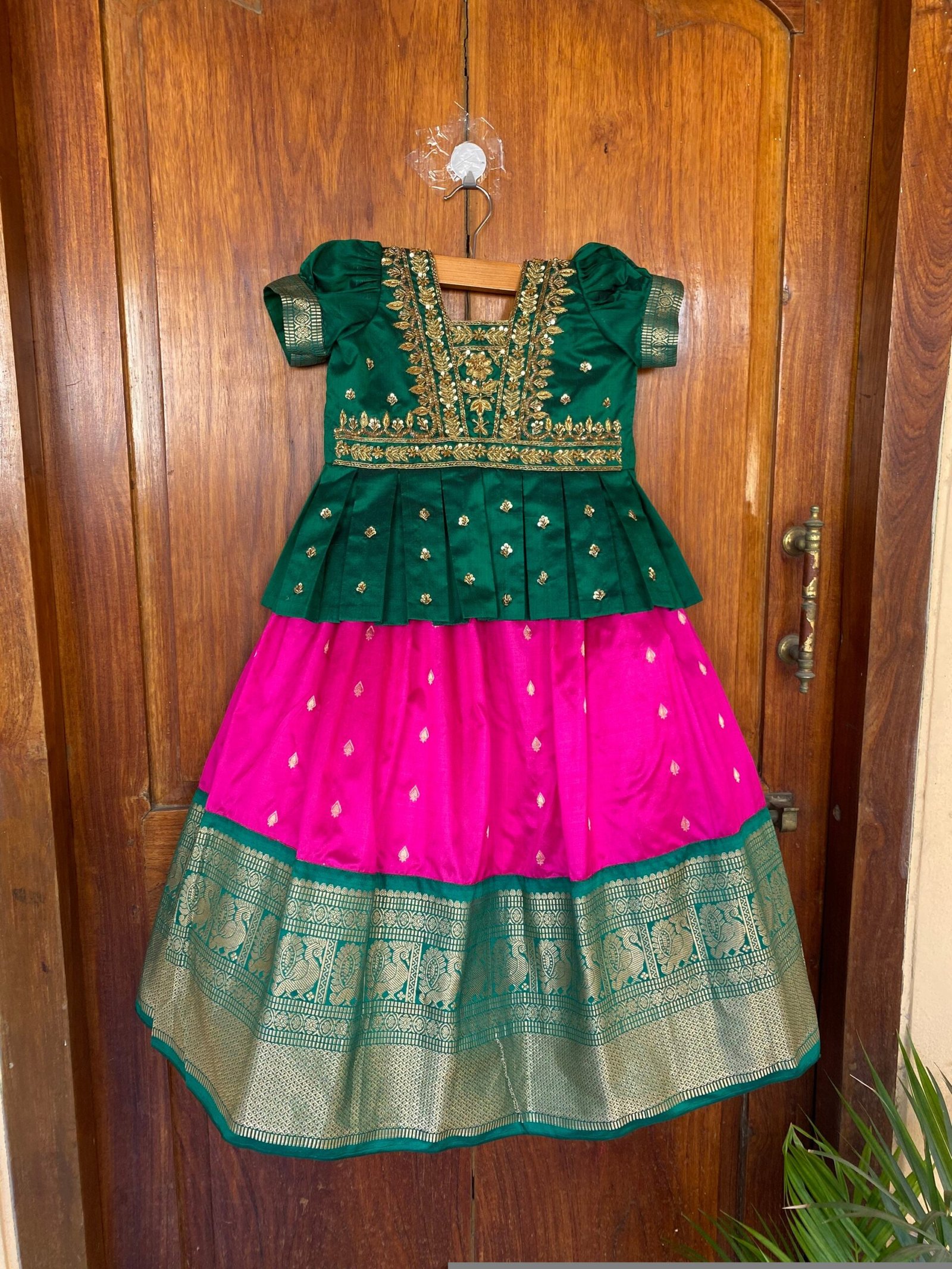 Kids kanjeevaram lehenga set / kids pattu skirt set/ indian kids langa set / Girls indian lehenga choli / indian kids girls pattu pavadai