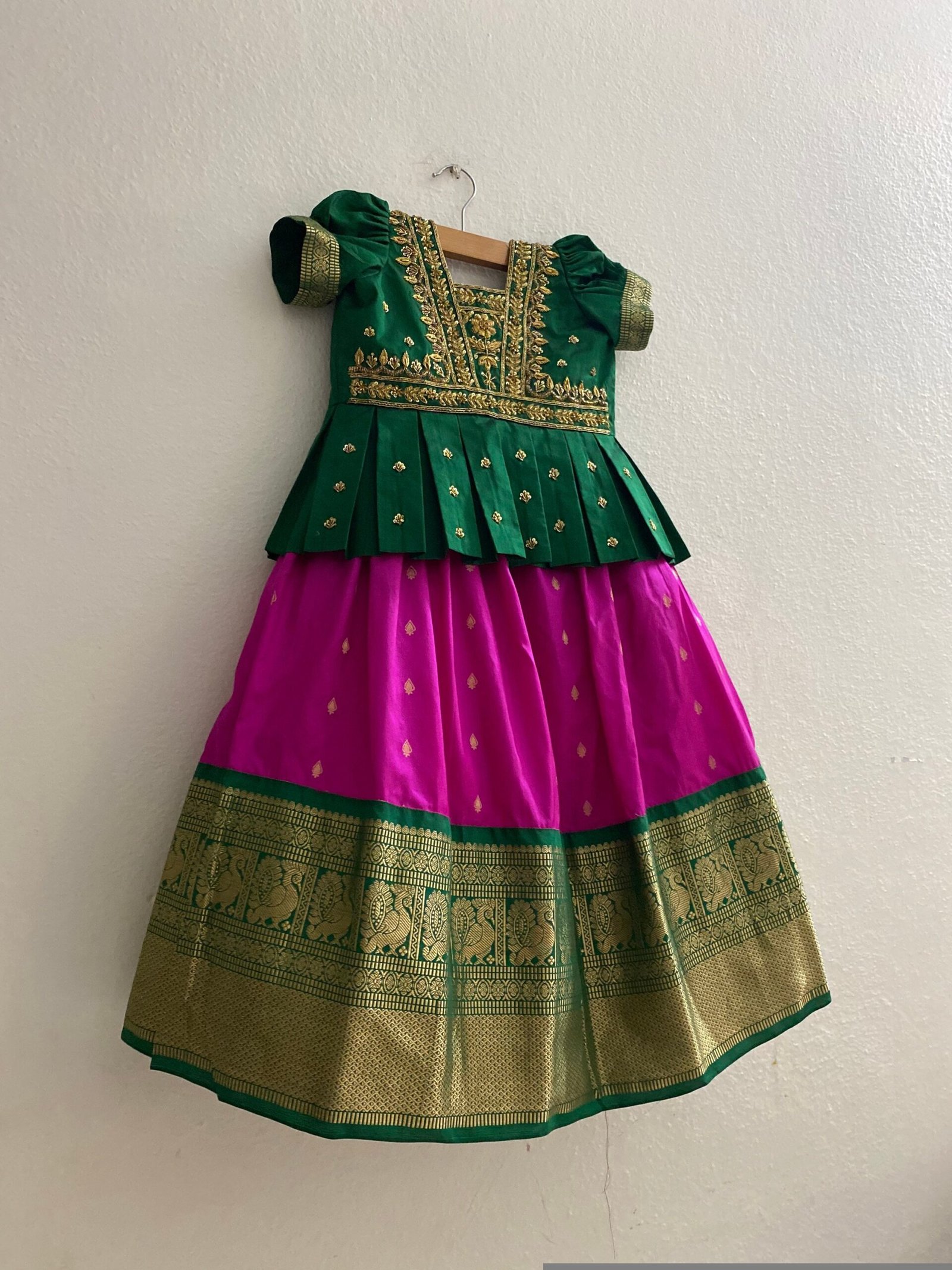 Kids kanjeevaram lehenga set / kids pattu skirt set/ indian kids langa set / Girls indian lehenga choli / indian kids girls pattu pavadai