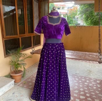 Women’s lehenga Set / purple crop top lehenga / Indian crop top skirt USA / wedding lehenga choli USA / purple lehenga skirt with dupatta