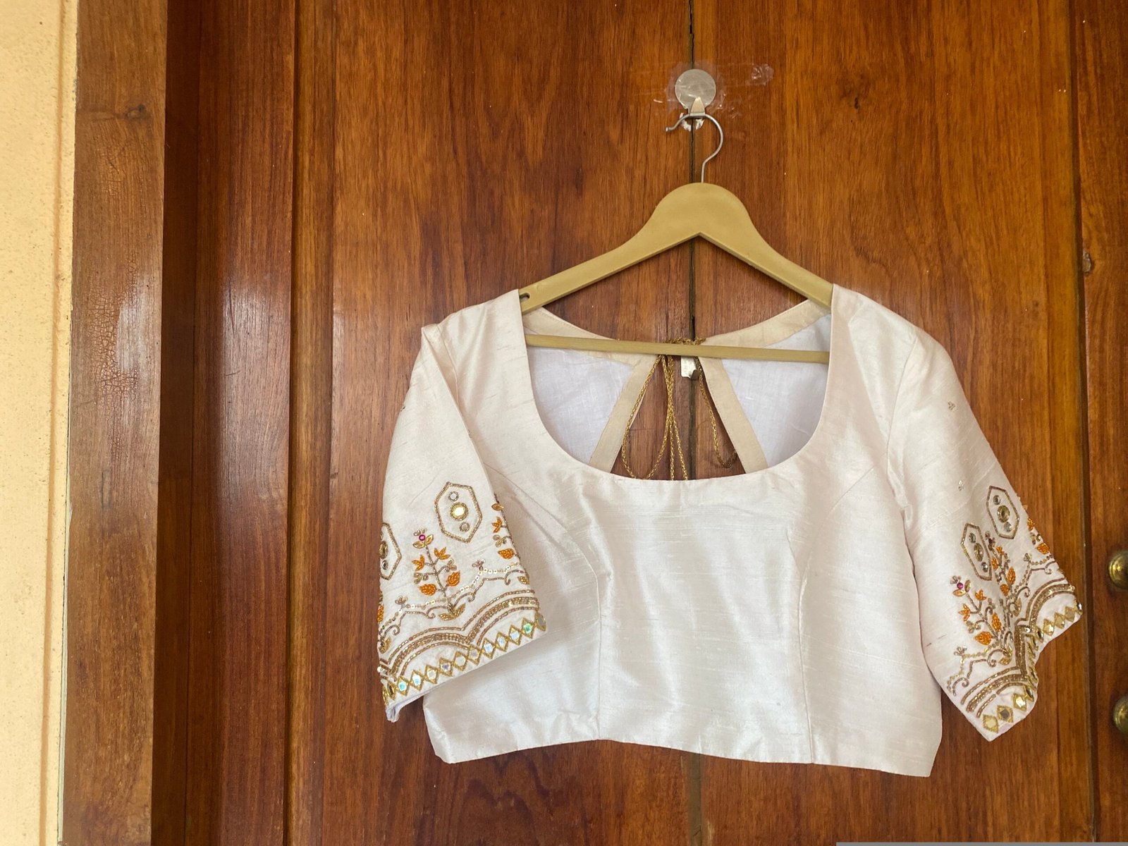 pure silk hand embroidery blouse/cream maggam blouse/raw silk zardosi blouse/hand embroidered blouse/whitehand embroidery ready made blouse