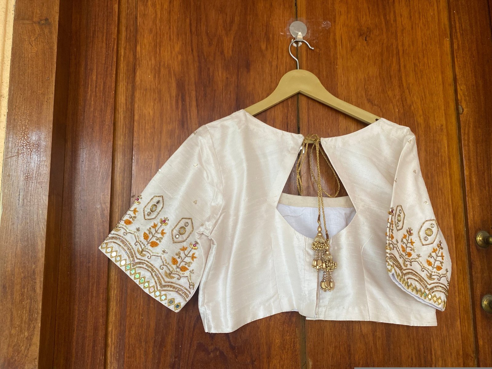 pure silk hand embroidery blouse/cream maggam blouse/raw silk zardosi blouse/hand embroidered blouse/whitehand embroidery ready made blouse