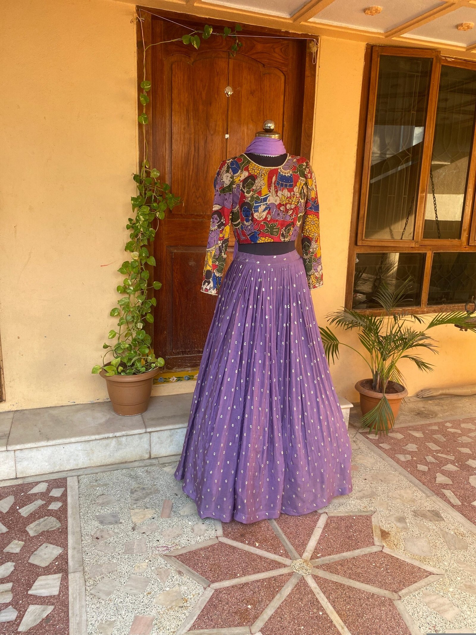 Women’s pure kalamkari lehenga set / crop top lehenga / Hand painted lehenga USA / wedding lehenga USA / kalamkarilehenga choli /voggish usa