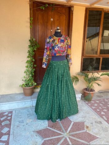 Women’s pure kalamkari lehenga set / crop top lehenga / Hand painted lehenga USA / wedding lehenga USA / kalamkarilehenga choli /voggish usa