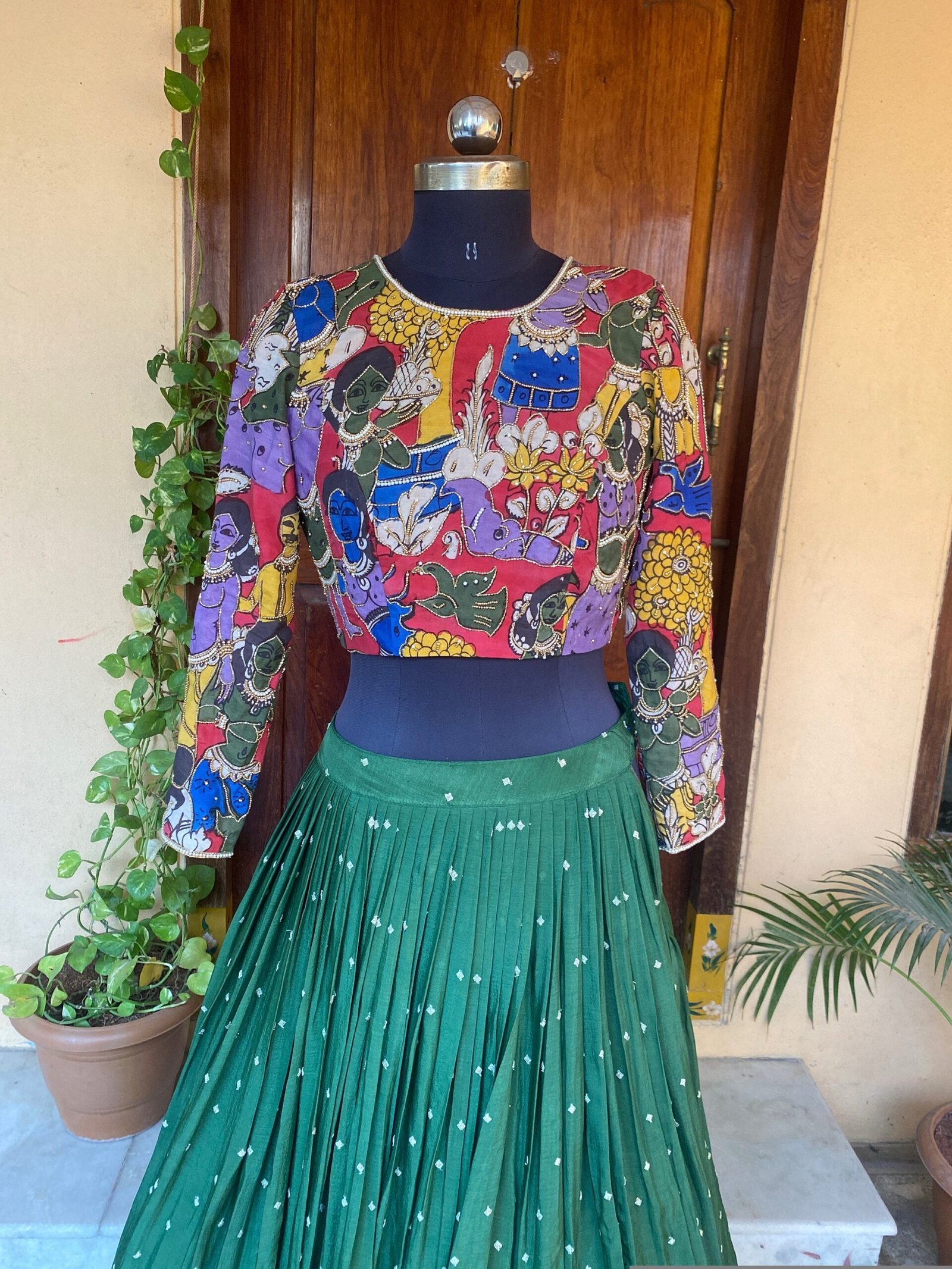 Women’s pure kalamkari lehenga set / crop top lehenga / Hand painted lehenga USA / wedding lehenga USA / kalamkarilehenga choli /voggish usa