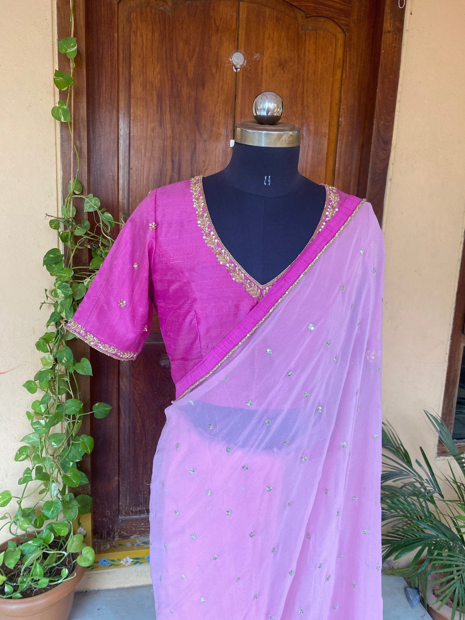 Pink chiffon silk saree with hand Embroidered blouse | buti embroidered saree with ready blouse| sarees USA |pink embroidery silk saree blou