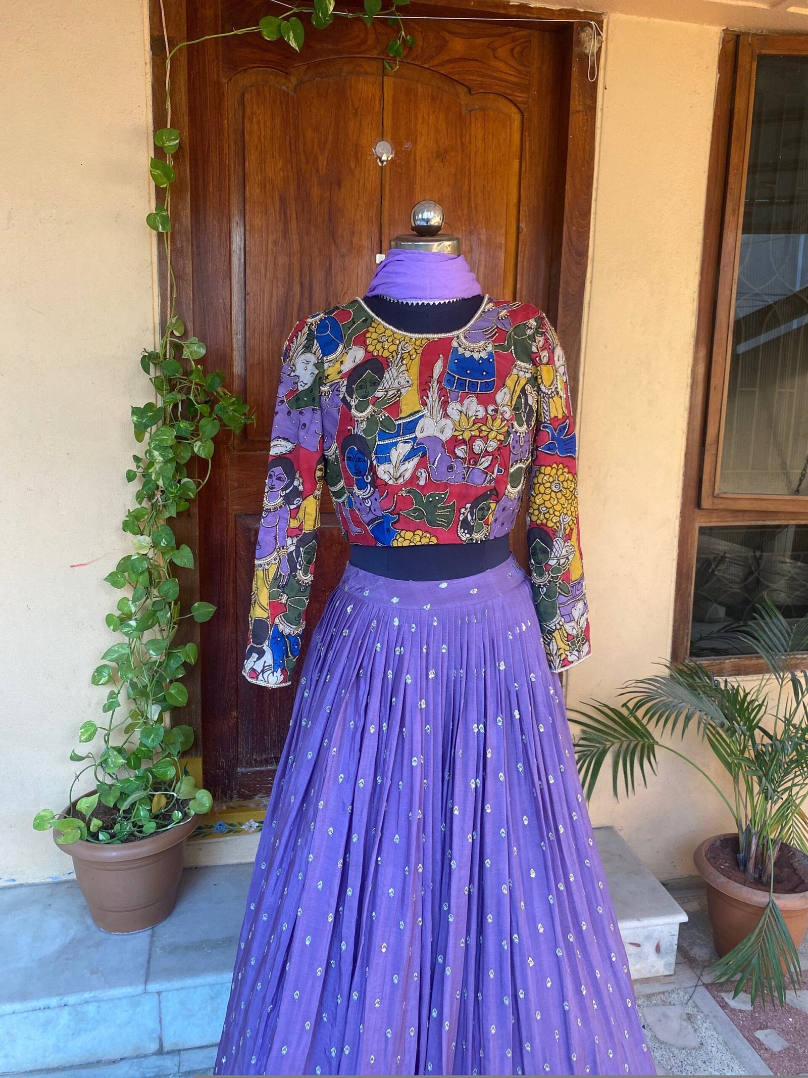 Women’s pure kalamkari lehenga set / crop top lehenga / Hand painted lehenga USA / wedding lehenga USA / kalamkarilehenga choli /voggish usa