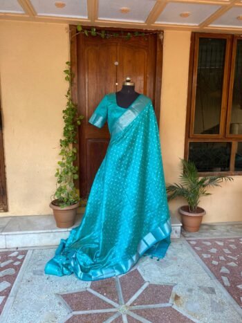 Soft green kanjeevaram silk saree|traditional silk saree with blouse|green silk saree|simple saree|sarees USA|saree with stitched blouse