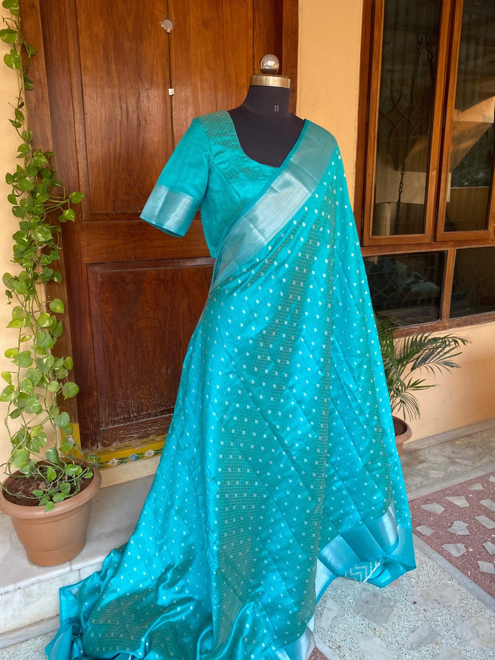 Soft green kanjeevaram silk saree|traditional silk saree with blouse|green silk saree|simple saree|sarees USA|saree with stitched blouse
