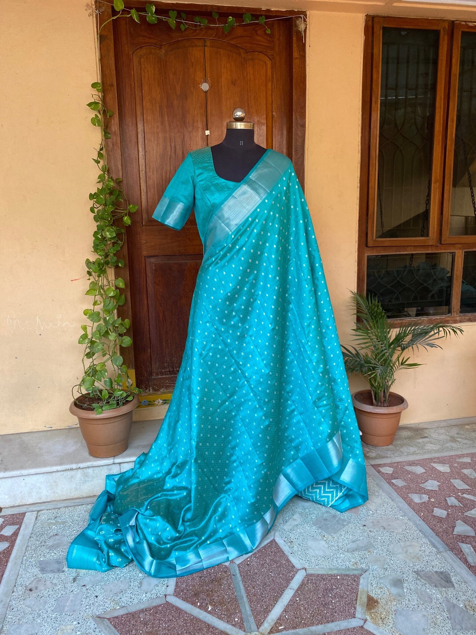 Soft green kanjeevaram silk saree|traditional silk saree with blouse|green silk saree|simple saree|sarees USA|saree with stitched blouse