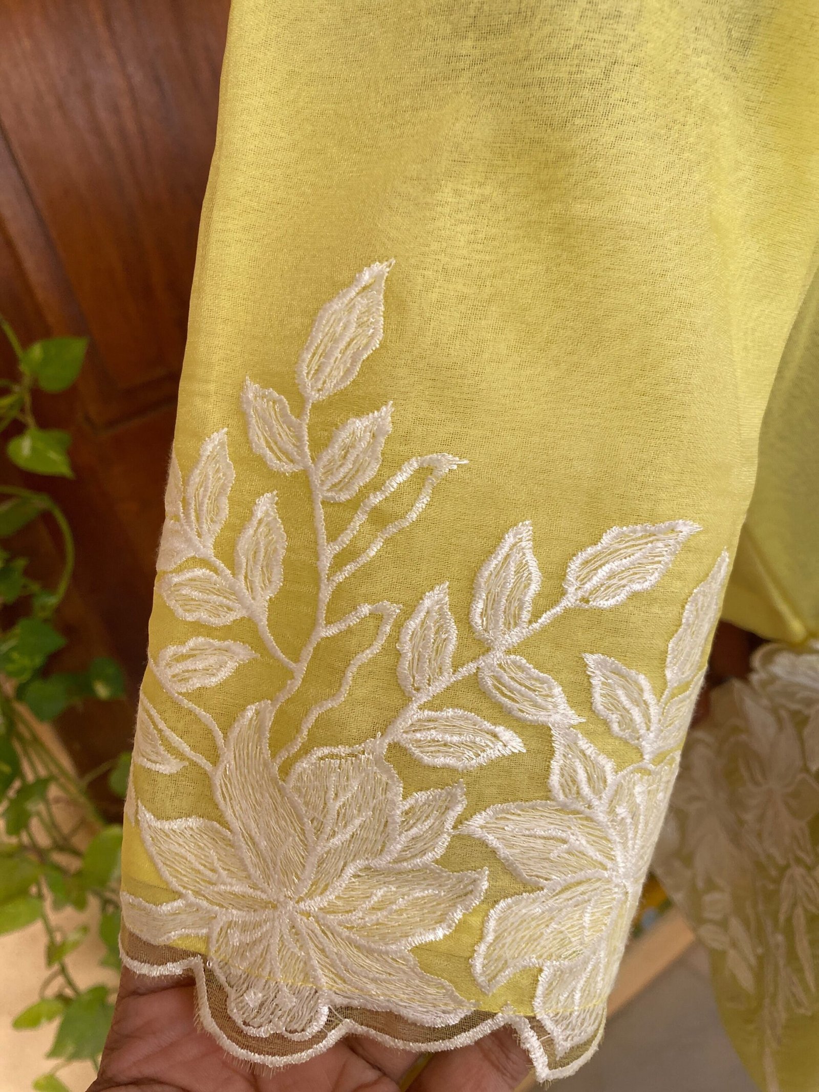 Embroidery yellow organza saree|floral chikan organza silk saree with blouse|yellow silk saree |haldi outfit|sarees USA|organza saree blouse