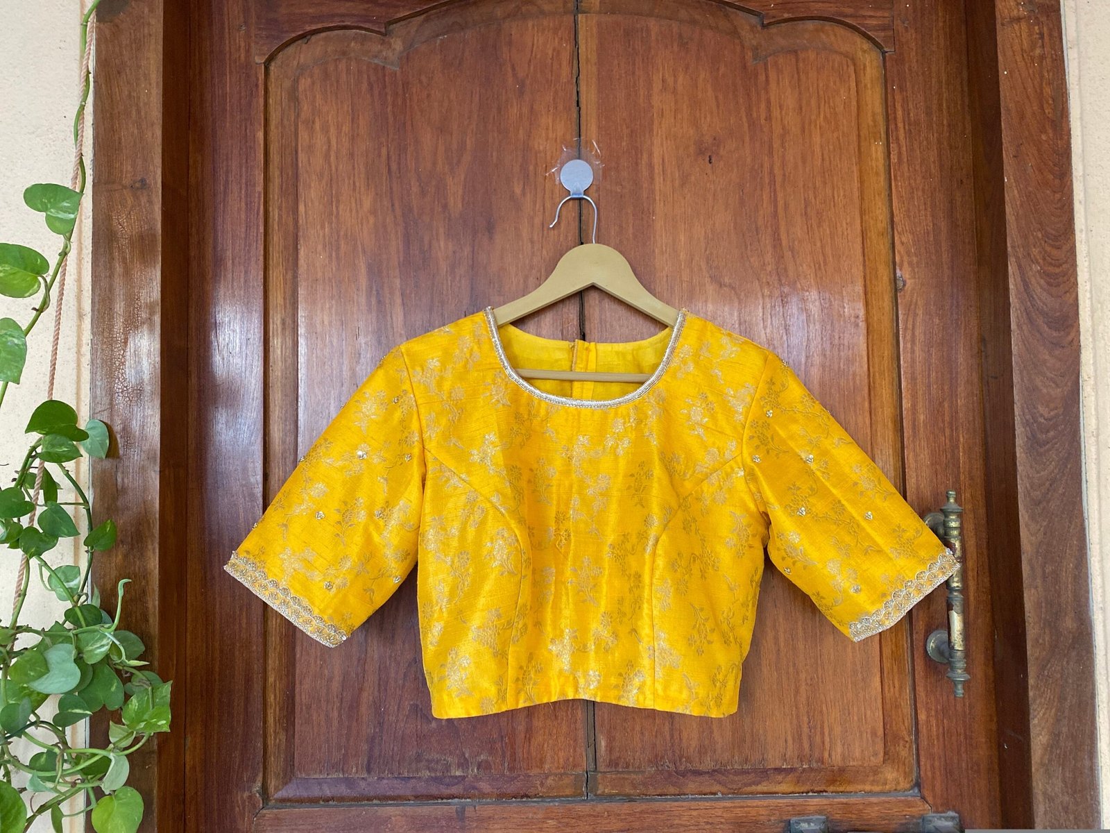 pure silk hand embroidery blouse/saree maggam yellow blouse/yellow banarasi blouse/hand embroidered blouse /pure banarasi blouse zardosi usa