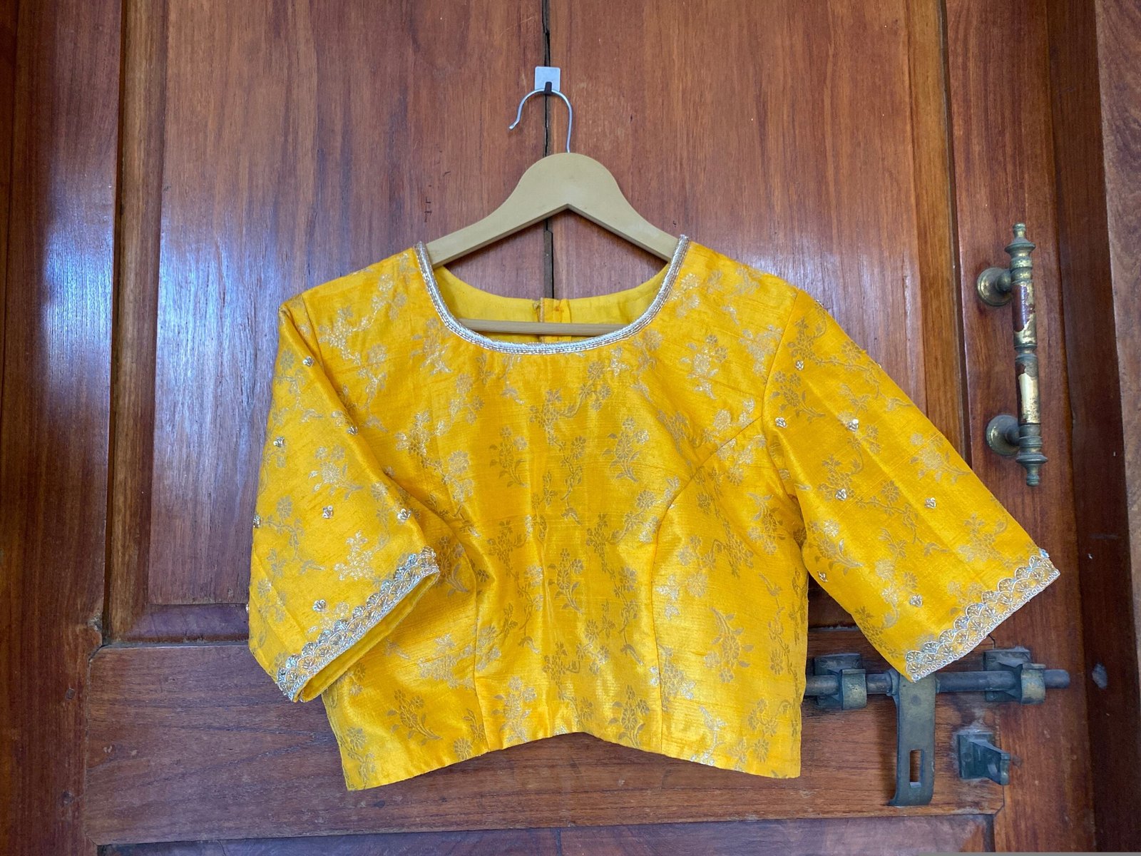 pure silk hand embroidery blouse/saree maggam yellow blouse/yellow banarasi blouse/hand embroidered blouse /pure banarasi blouse zardosi usa