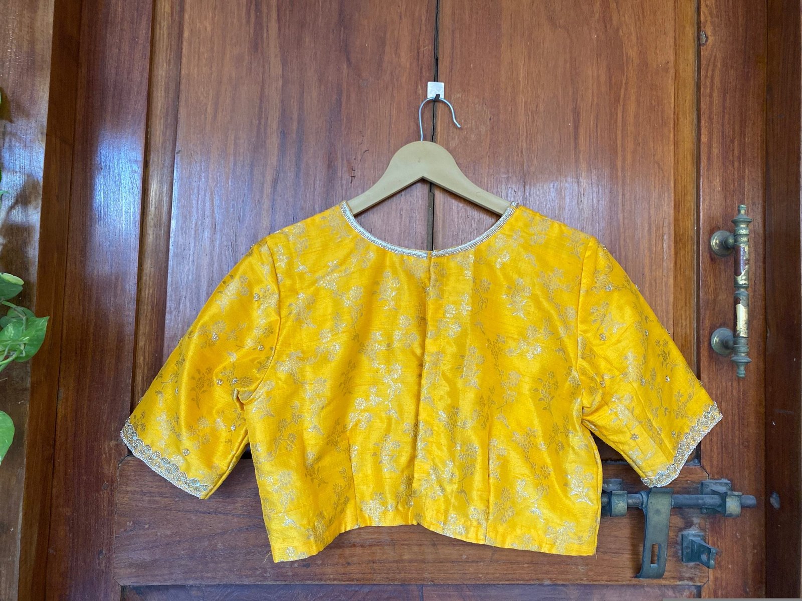 pure silk hand embroidery blouse/saree maggam yellow blouse/yellow banarasi blouse/hand embroidered blouse /pure banarasi blouse zardosi usa