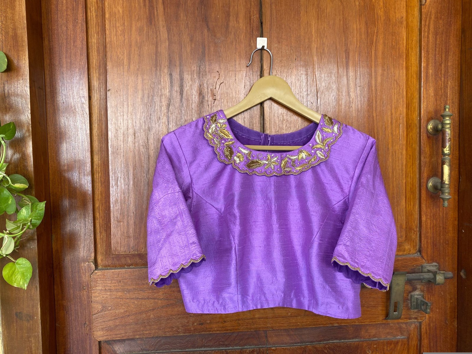Lavender collar hand embroidery blouse/saree maggam work blouse/collar saree blouse/hand embroidered blouse/lavender ready made blouse