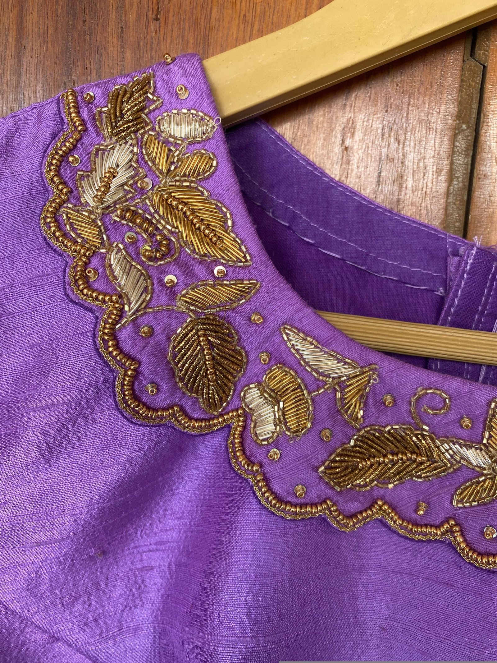 Lavender collar hand embroidery blouse/saree maggam work blouse/collar saree blouse/hand embroidered blouse/lavender ready made blouse