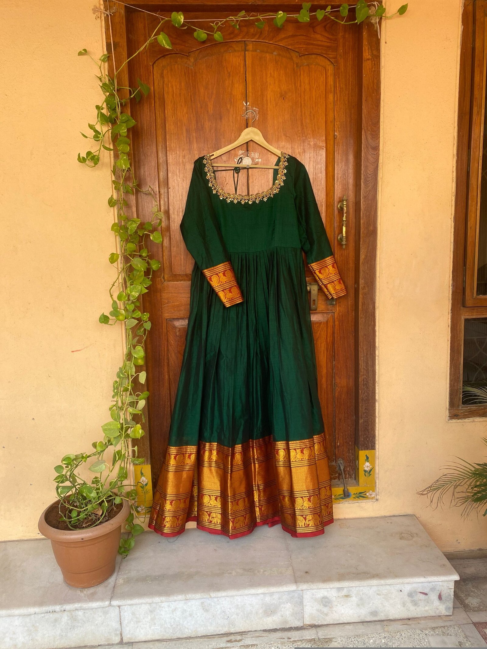 Handloom Narayanpet Anarkali Dress: Green Cotton Kurta with Embroidered Border