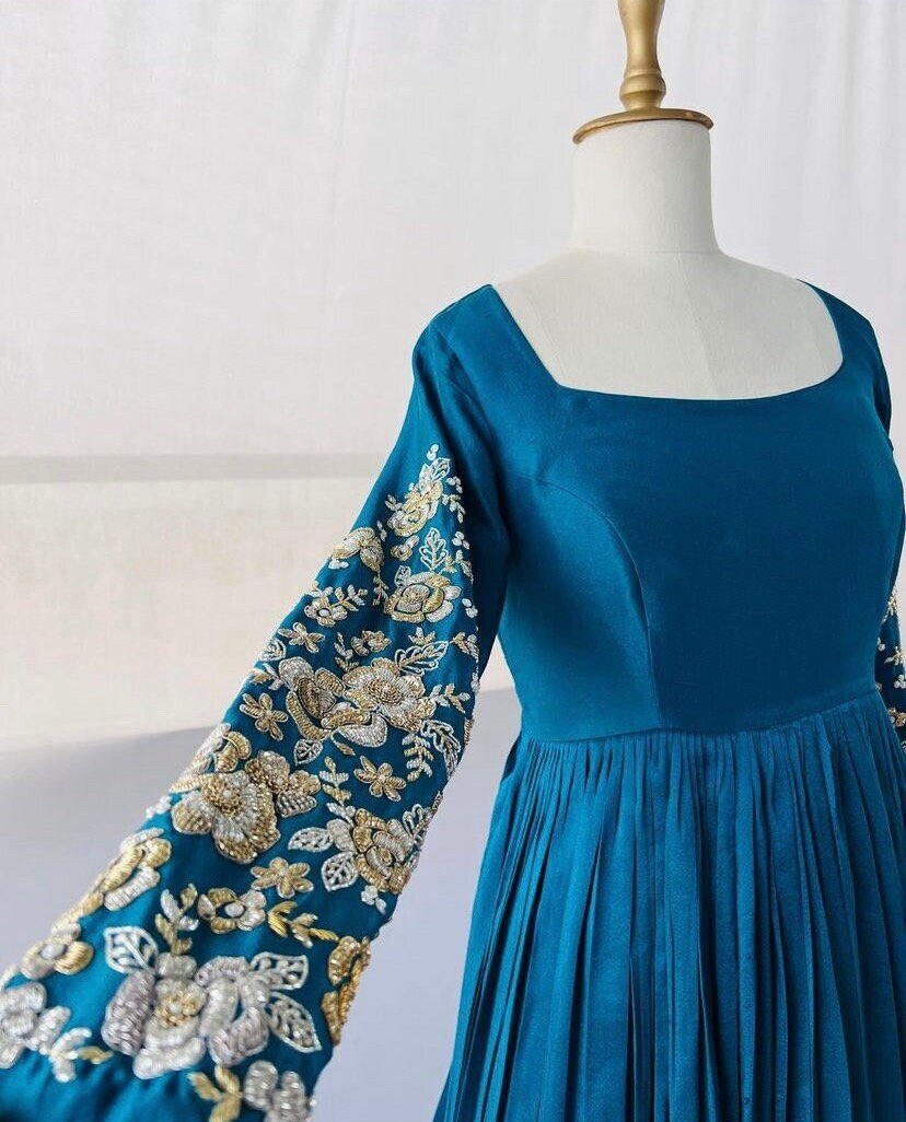 Anarkali suit usa / anarkali kurta full sleeve/ blue full sleeve anarkali dress/embroidered anarkali/Indian dresses / voggish / anarkali usa