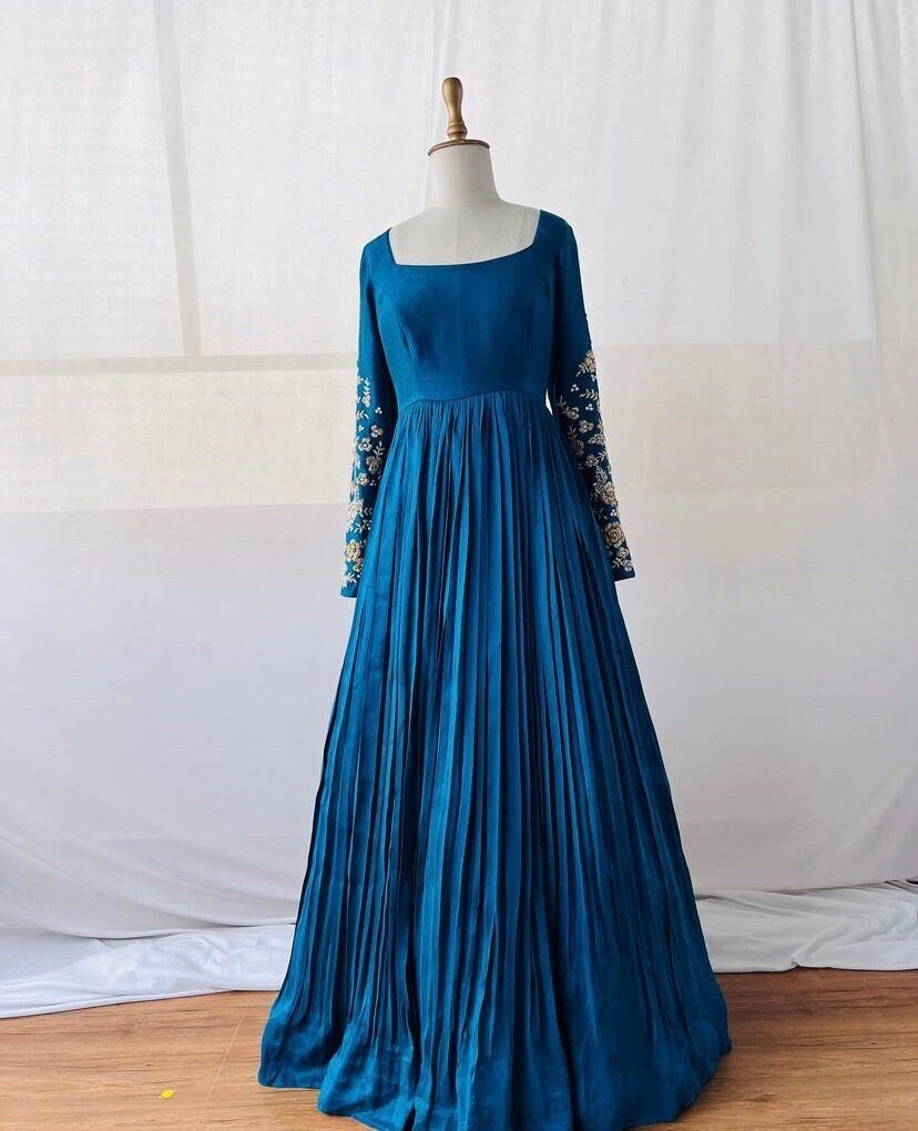 Anarkali suit usa / anarkali kurta full sleeve/ blue full sleeve anarkali dress/embroidered anarkali/Indian dresses / voggish / anarkali usa