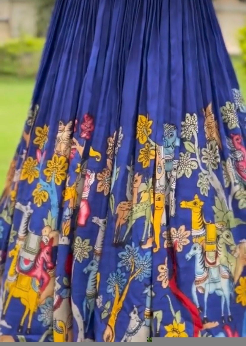 Women’s pure kalamkari lehenga set / crop top lehenga / Hand painted lehenga USA / wedding lehenga USA / kalamkarilehenga choli /voggish usa