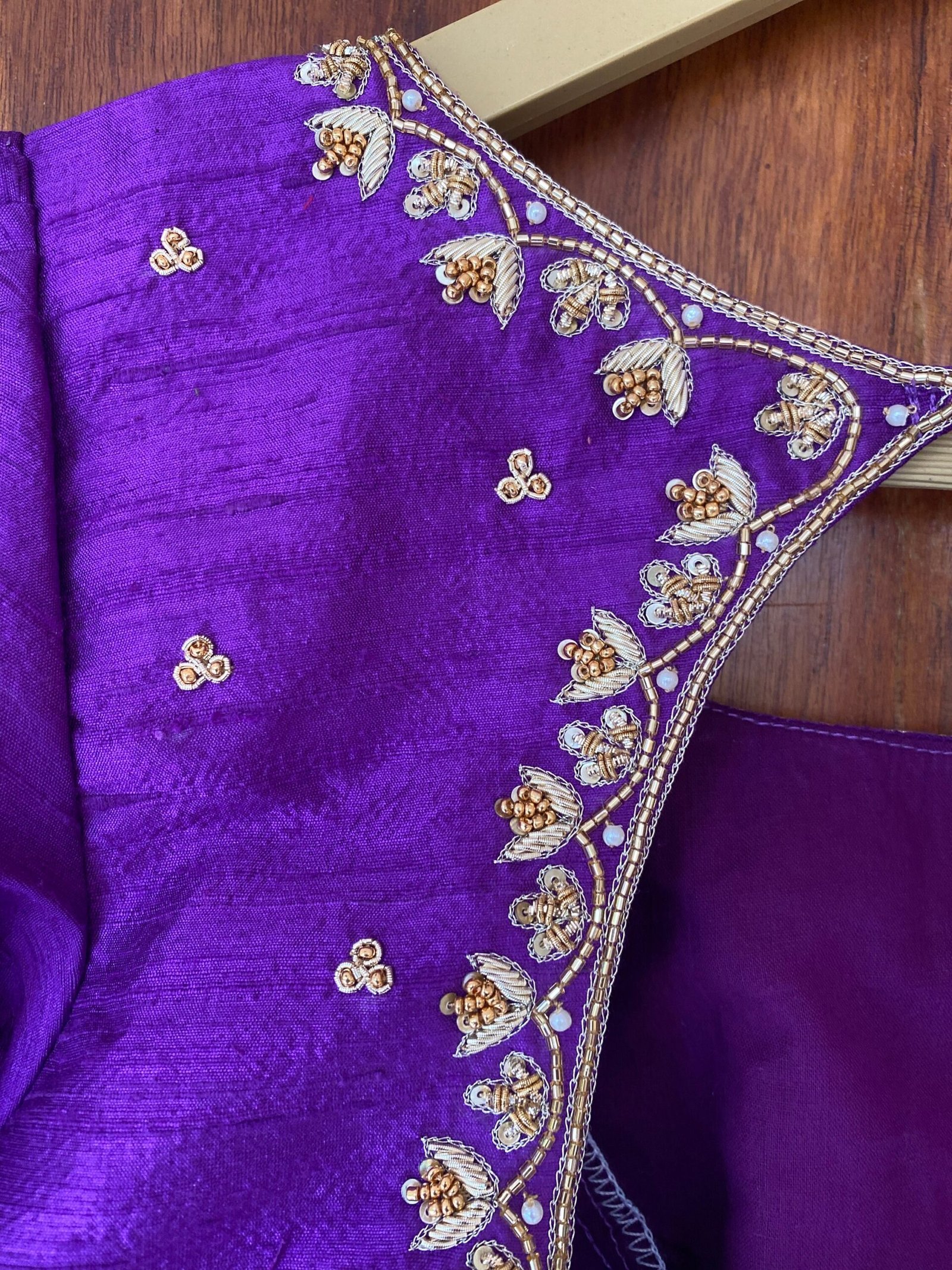 Purple hand embroidery blouse/purple maggam blouse/puff sleeve zardosi blouse/hand embroidered blouse/ready made blouse zardosi/blue blouse