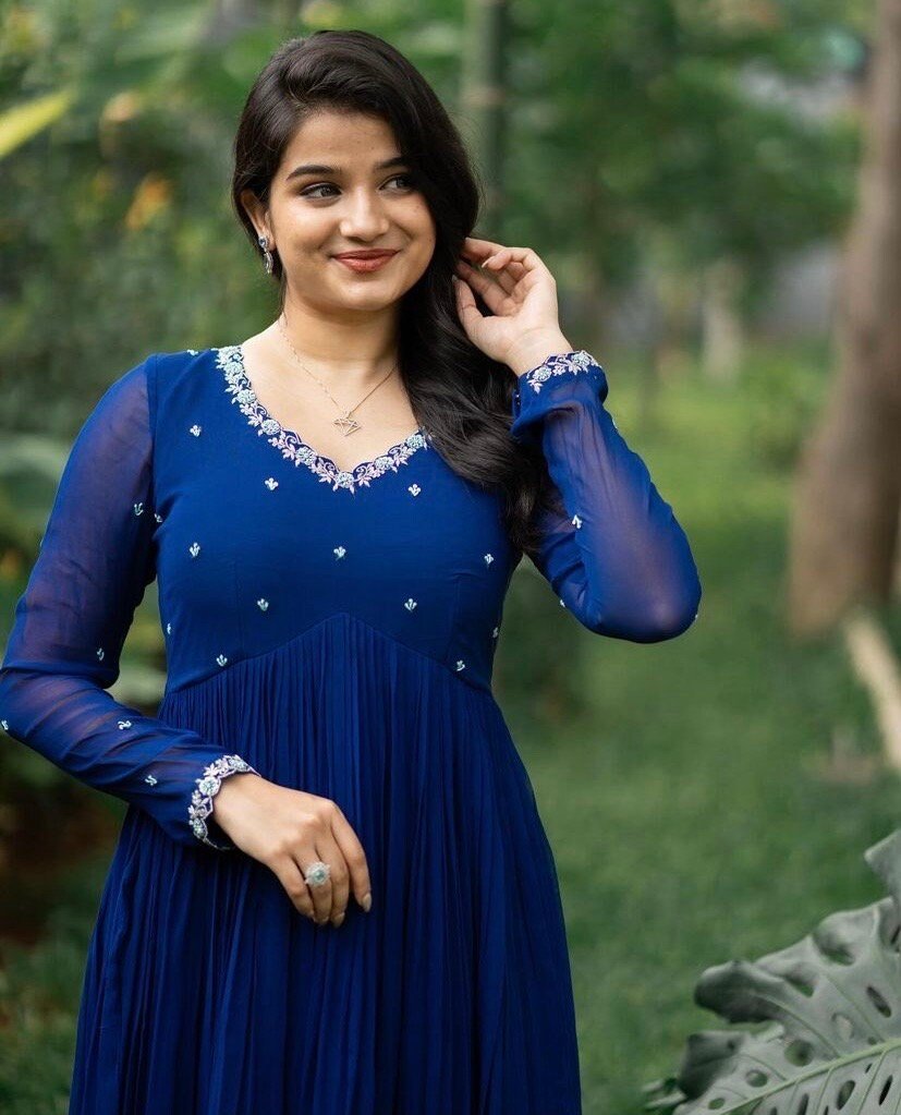 Blue Anarkali suit usa/anarkali kurta full sleeve/roya blue full sleeve anarkali/full sleeve dress anarkali/Indian dresses/Indian anarkali