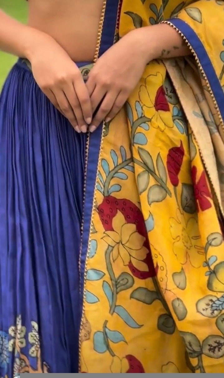 Women’s pure kalamkari lehenga set / crop top lehenga / Hand painted lehenga USA / wedding lehenga USA / kalamkarilehenga choli /voggish usa