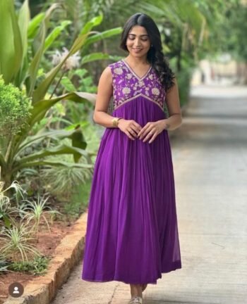Hand embroidered Anarkali dress/purple anarkali suit set/purple hand work anarkali Indian dresses/purple sleeveless embroidered Anarkali