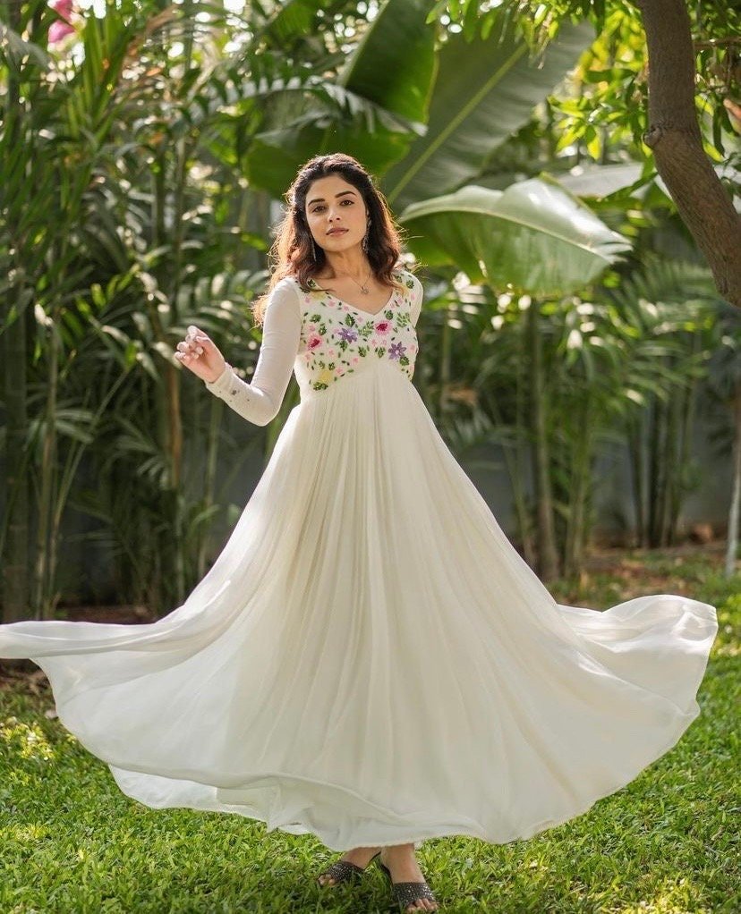 Cream Anarkali suit usa/anarkali kurta full sleeve/roya blue full sleeve anarkali/full sleeve dress anarkali/Indian dresses/Indian anarkali