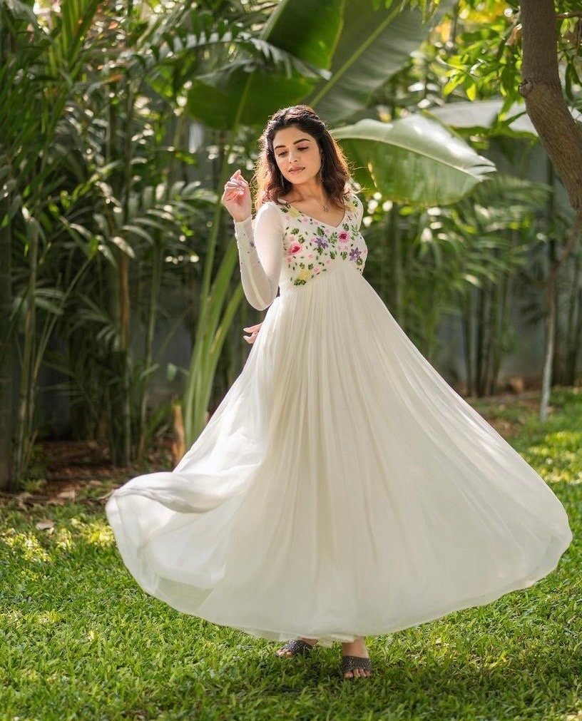 Cream Anarkali suit usa/anarkali kurta full sleeve/roya blue full sleeve anarkali/full sleeve dress anarkali/Indian dresses/Indian anarkali