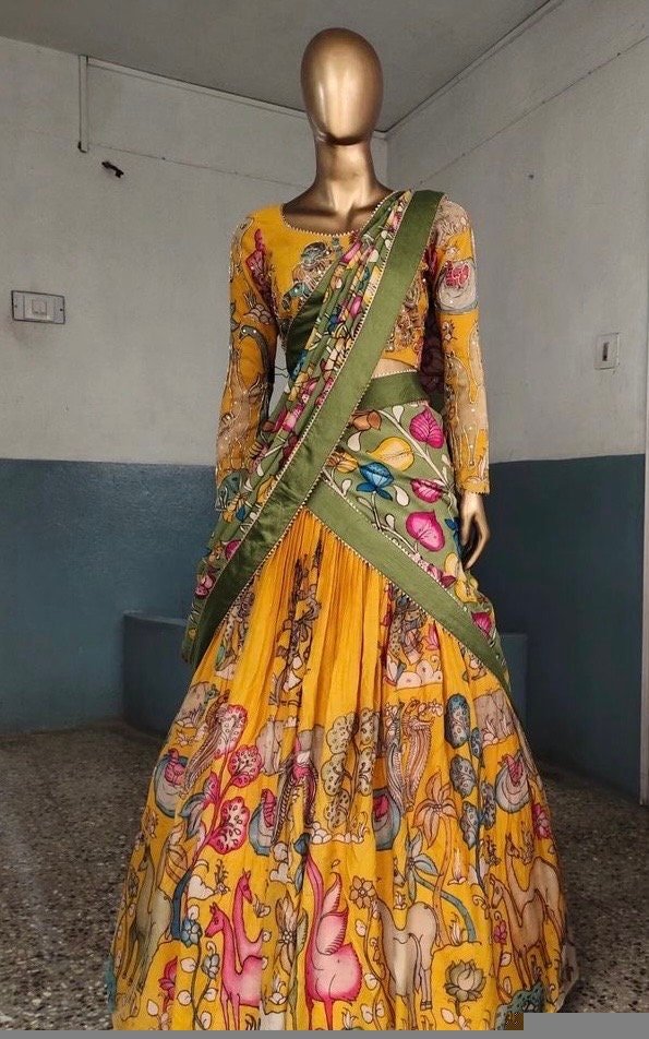 Hand-Painted Kalamkari Lehenga Set: Silk Crop Top, Wedding Outfit