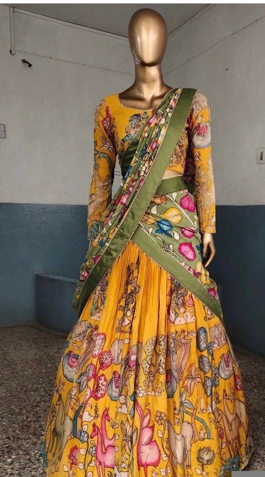 Hand-Painted Kalamkari Lehenga Set: Silk Crop Top, Wedding Outfit
