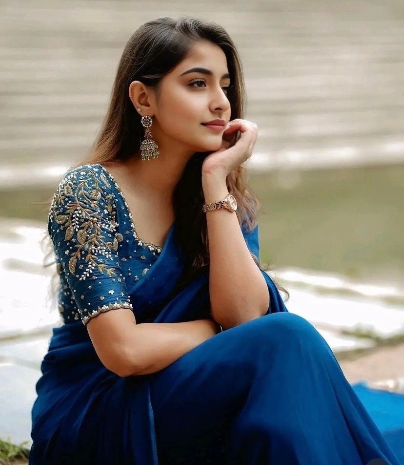 Blue silk saree with hand embroidered blouse/blue georgette saree with handwork blouse |blue silk saree/designer saree with maggam blouse us