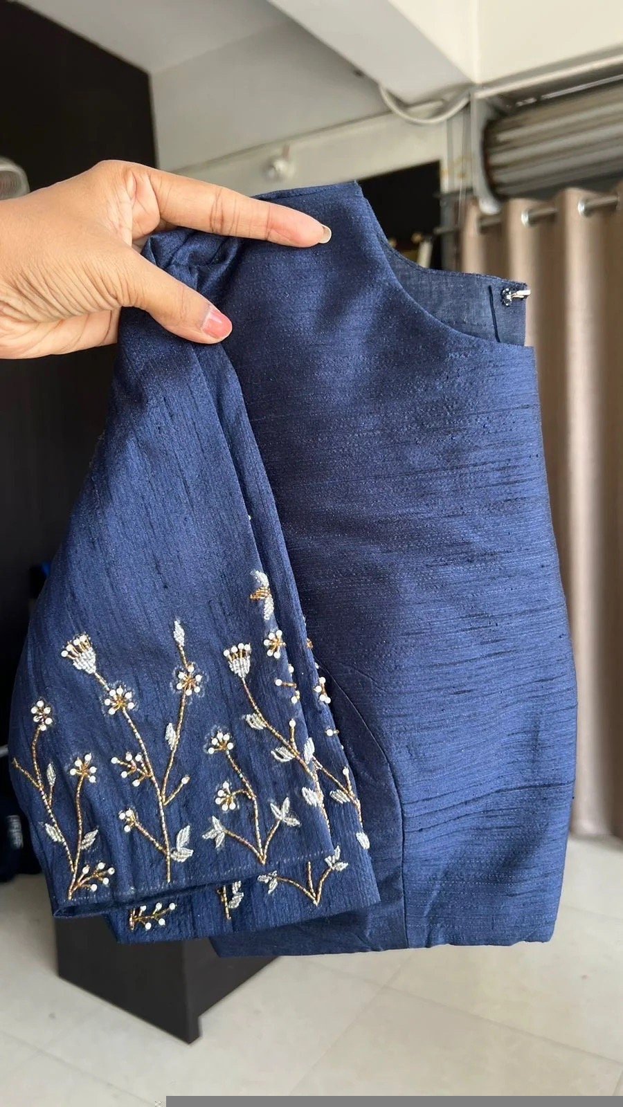 pure silk hand embroidery blouse/saree maggam blouse/zardosi blouse/navy blue hand embroidered moderblouse/blue ready made blouse zardosi