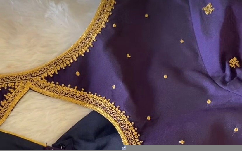 Navy blue silk hand embroidery blouse/blue saree maggam work blouse/blue saree blouse/hand embroidered blouse/blue ready made blouse zardosi