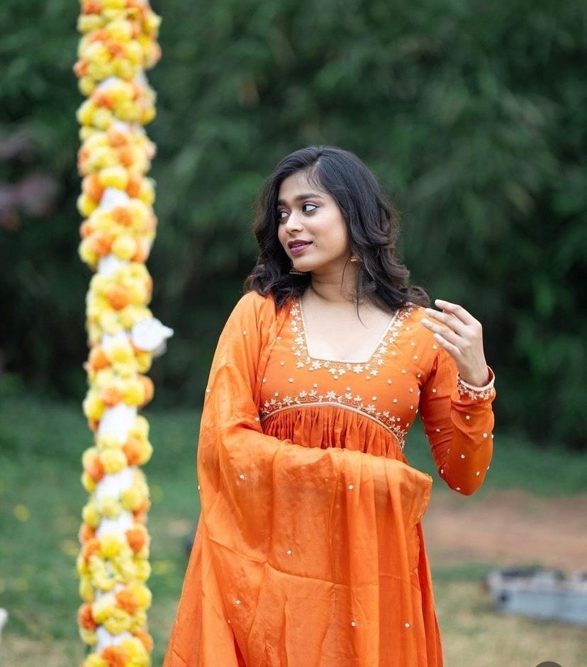 Hand embroidered Anarkali/anarkali suit set/anarkali with dupatta USA/orange kurta with dupatta/orange anarkali dress/orange kurta set usa